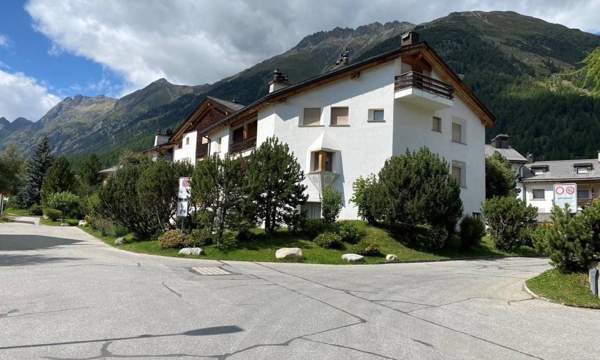 Bever Apartment | Chesa Bernina 4 - Public transport included