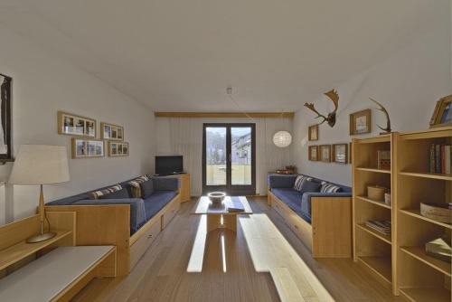 Celerina-Schlarigna Apartment | Chesa Chavriol - Celerina
