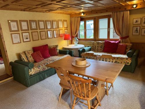 Madulain Apartment | Chesa Grischuna 4pax - Madulain