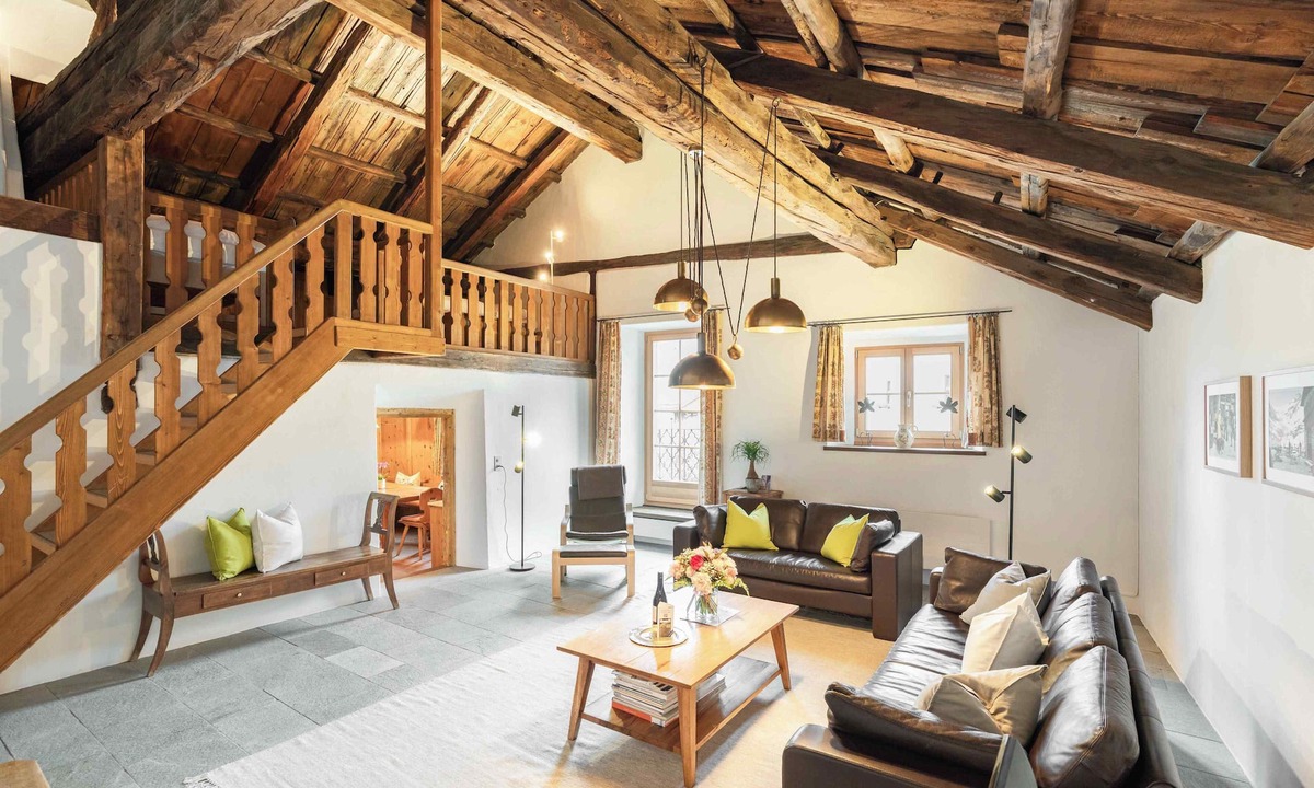 Bever House | Chesa Michel