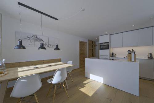 Samedan Apartment | Chesa Muntanella - Samedan