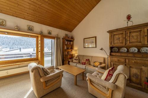 Celerina-Schlarigna Apartment | Chesa Panorama - Celerina