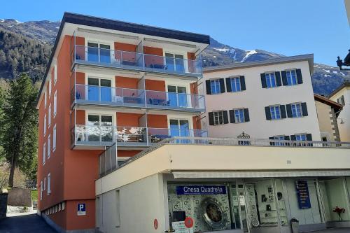 Pontresina House | Chesa Quadrella Zimmer mit Kochecke inklusive Bergbahnen im Sommer-ausser Studio
