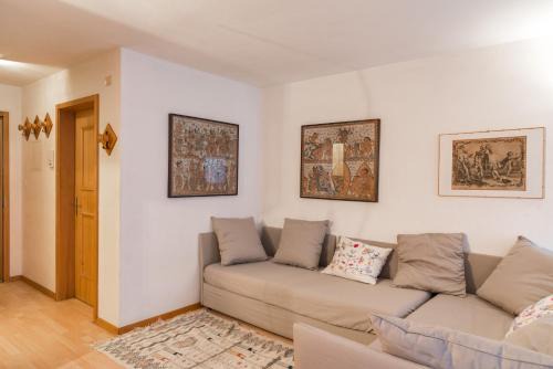 Celerina-Schlarigna Apartment | Chesa Tschierv - Celerina