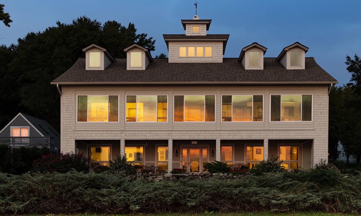 Stevensville House | Chesapeake Bay Waterfront ARTectural Home