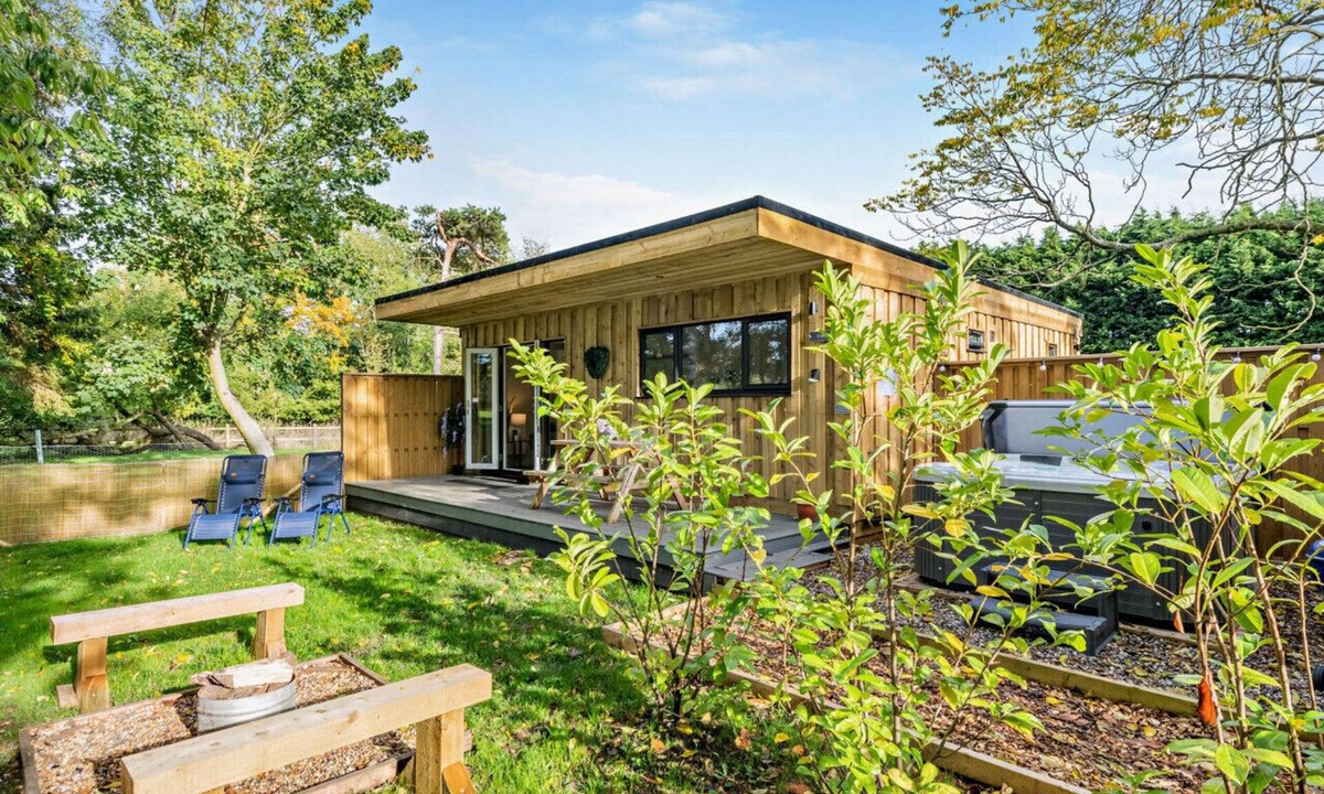 Toppesfield House | Chestnut at Toppesfield Hall