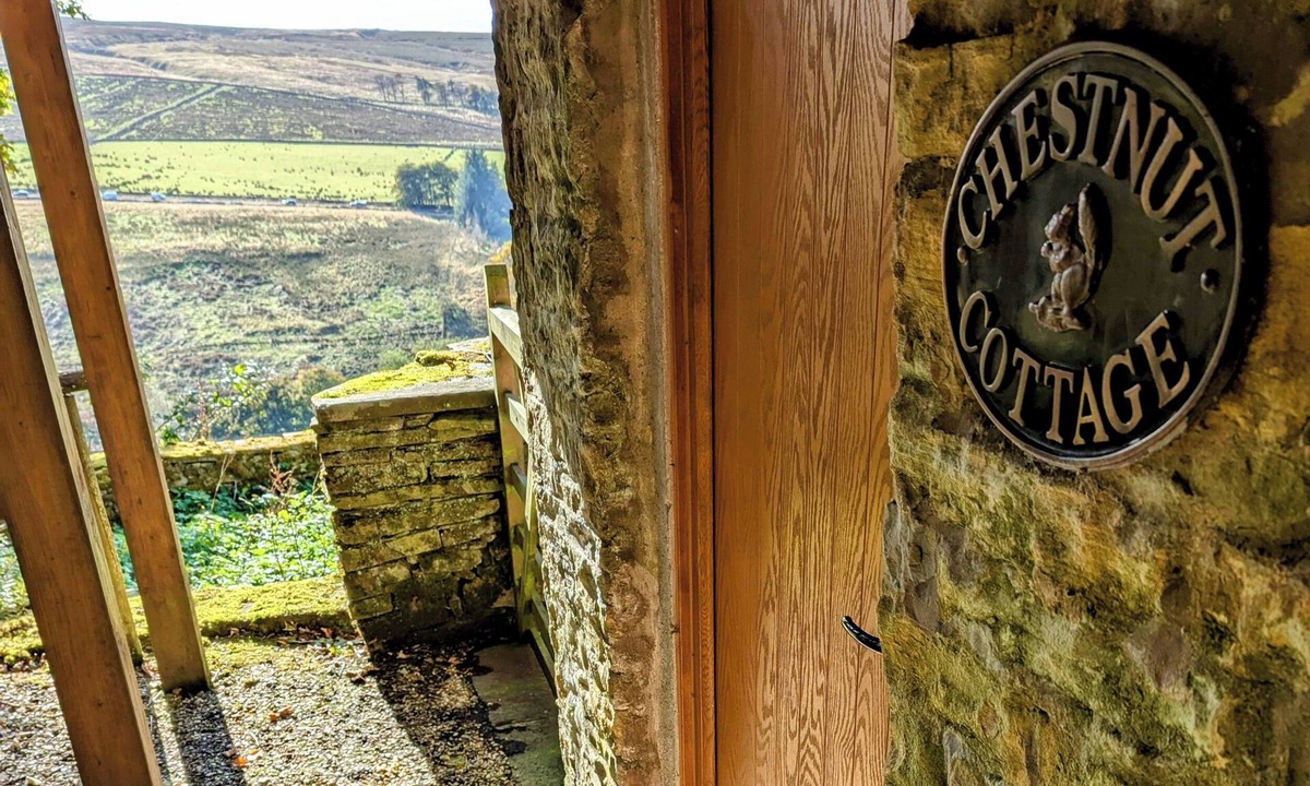 Alston Cottage | Chestnut