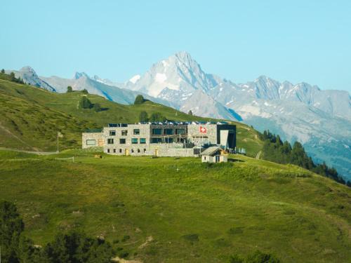 Lens Hotel | Chetzeron Mountain Boutique Hotel