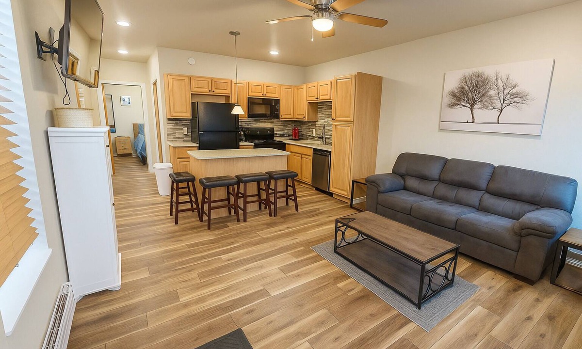 Cheyenne Apartment | Cheyenne Frontier Homes #4