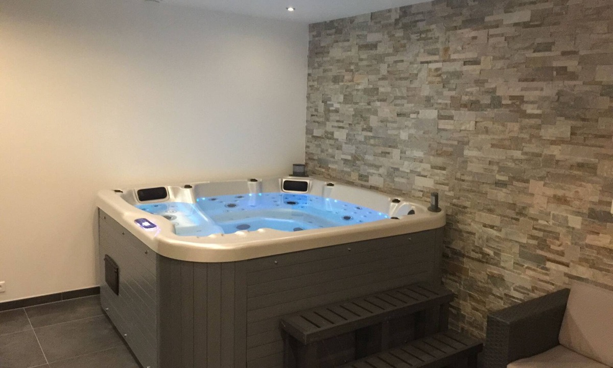 Neuve-Eglise Apartment | Chez Alice - Gite Alsace Pool Jacuzzi Spa