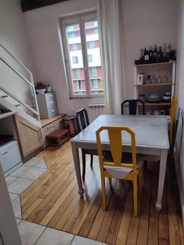 Republique–Point-du-Jour Apartment | Chez Antoine