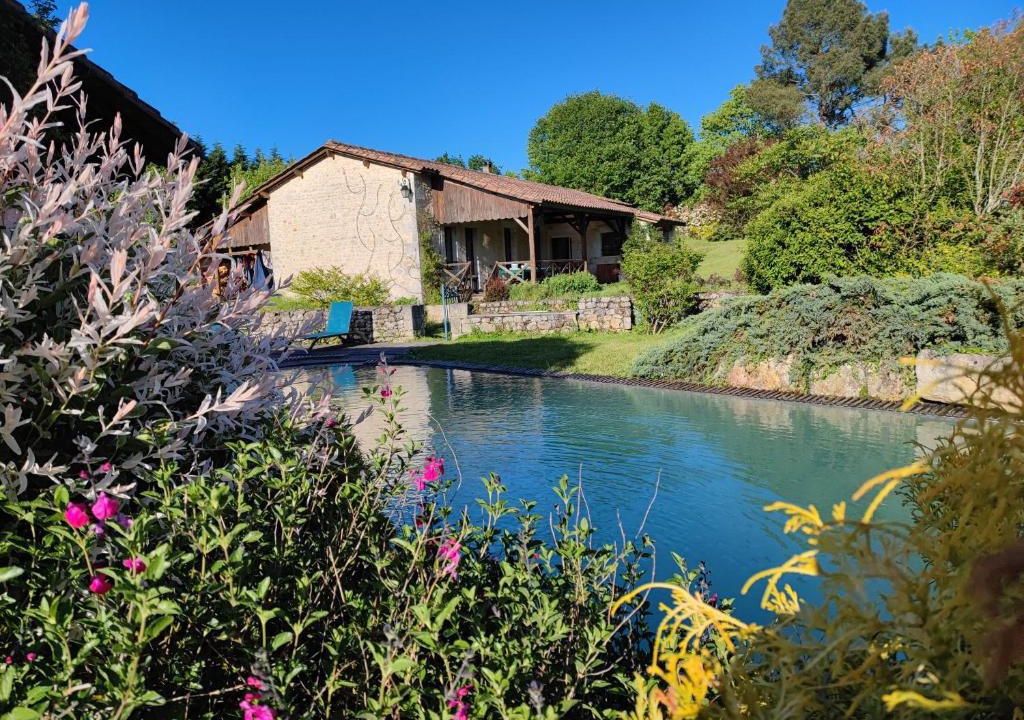 Brossac House | Chez Bardon