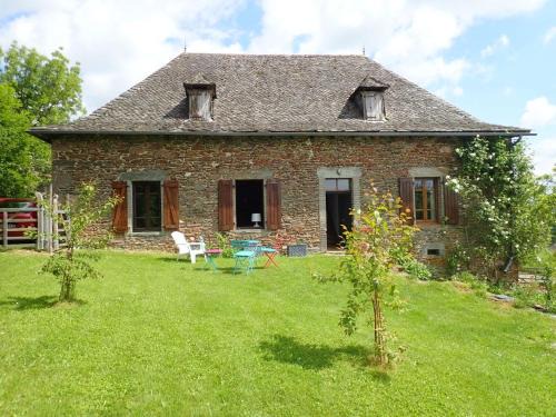 Mourjou House | Chez Caro