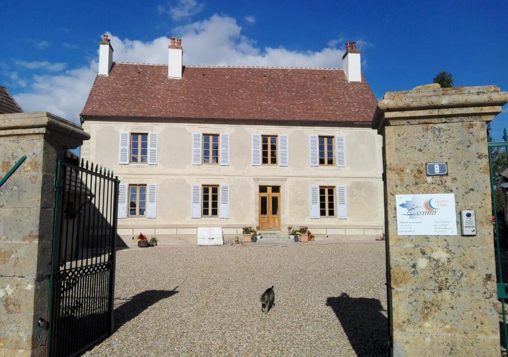 Cercy-la-Tour Bed & Breakfast | Chez Casimir