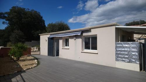 Les Mages House | Chez Chris et Marie