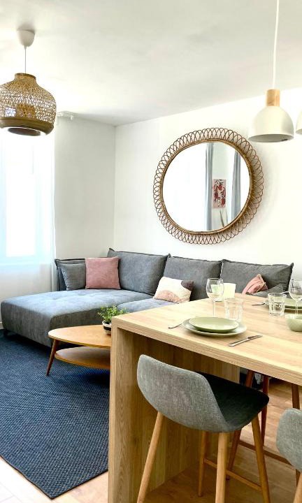 Saint-Amand-les-Eaux Apartment | Chez Clément et Mathilde - Rdc Hyper centre tout équipé - avec extérieur