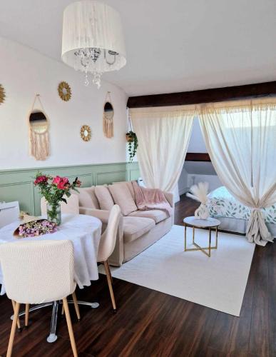 3rd Arrondissement Apartment | Chez Denise Studio Cosy Lyon