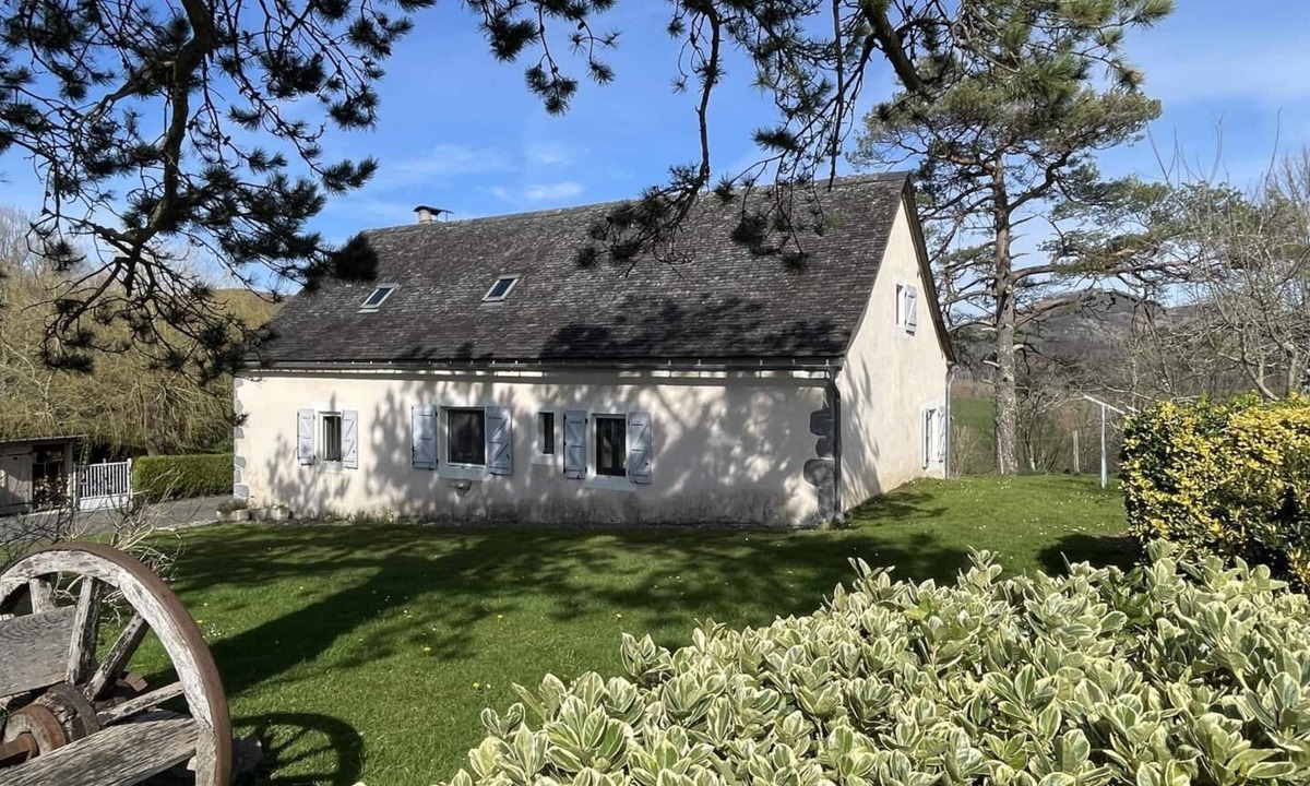 Arette Other | CHEZ ESCARAIN - ARETTE