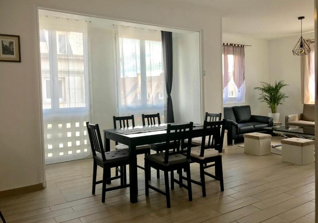 Elbeuf Apartment | Chez F&K