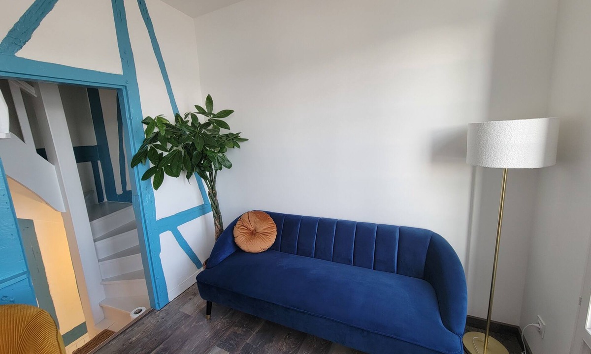 La Bouille House | Chez Fil'O, a charming townhouse in La Bouille facing the Seine
