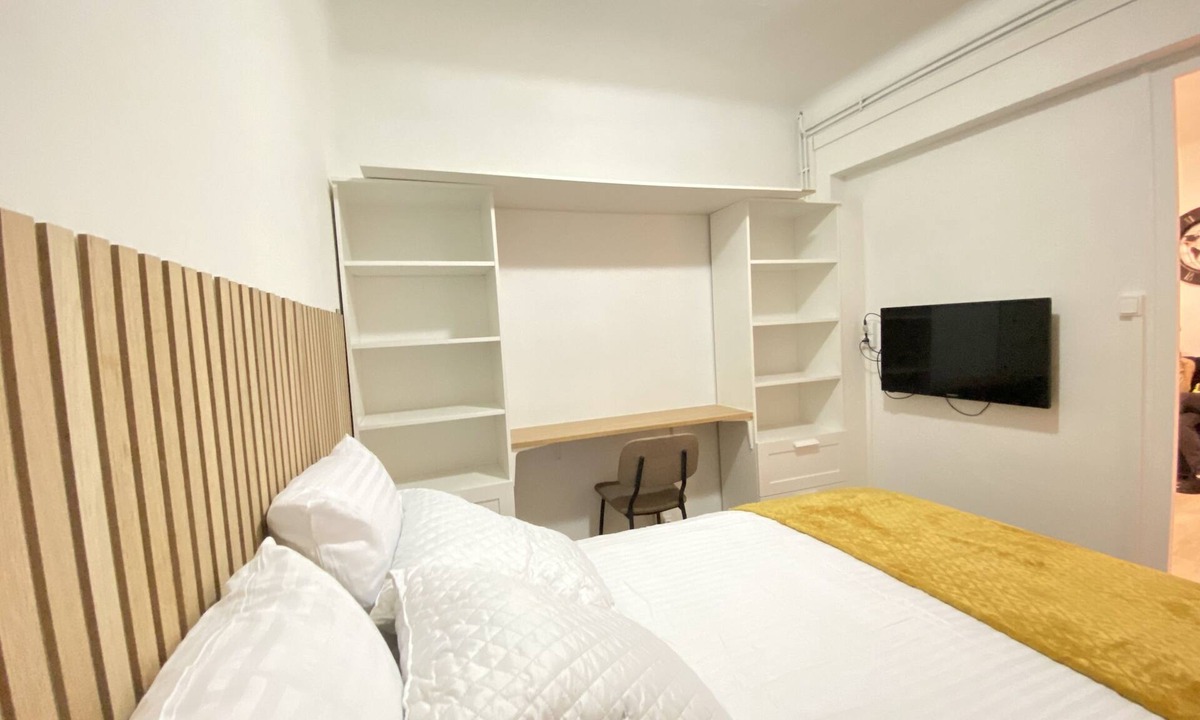 Graslin - Commerce Apartment | Chez Fitia T2 in Nantes Centre