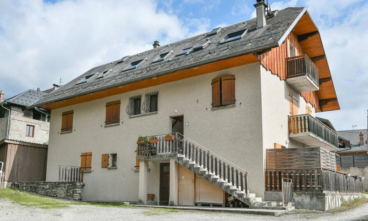 Saint-Pierre-d'Albigny Apartment | Chez Fred 202 - parking, wifi - clg savoie