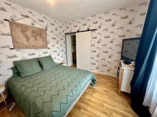 Arnage House | Chez Gus - 10 personnes - BCLA