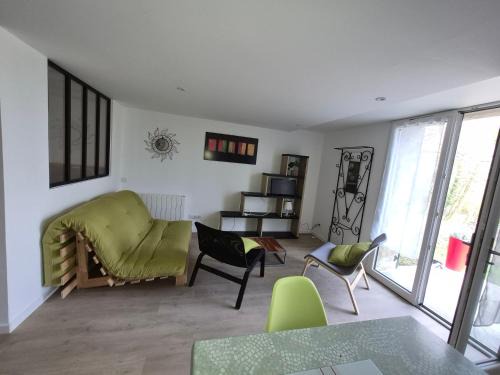 Les Essards-Taignevaux House | Chez Helje