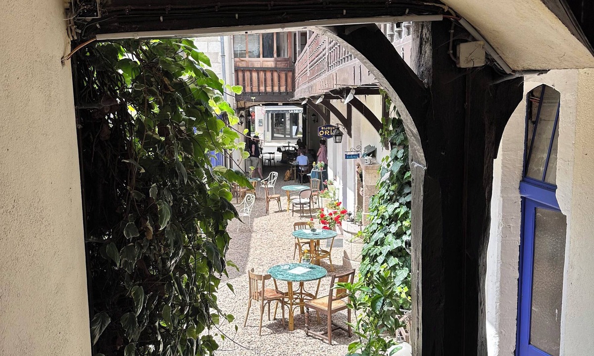 Cosne-Cours-sur-Loire Hotel | Chez Jacques-Louis