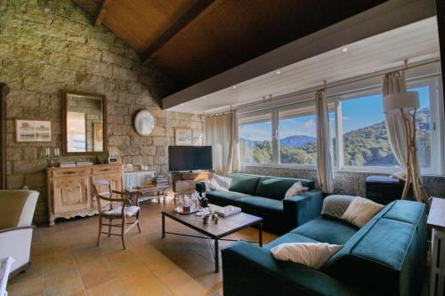 Levie House | Chez Jean Viti