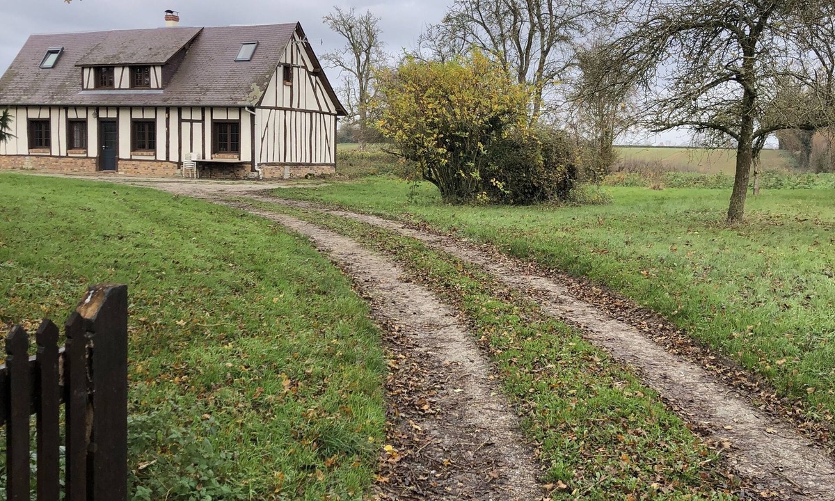 Haucourt House | Chez Jeanne, Maison Avec Jardin Pour 7 Personnes à la Campagne