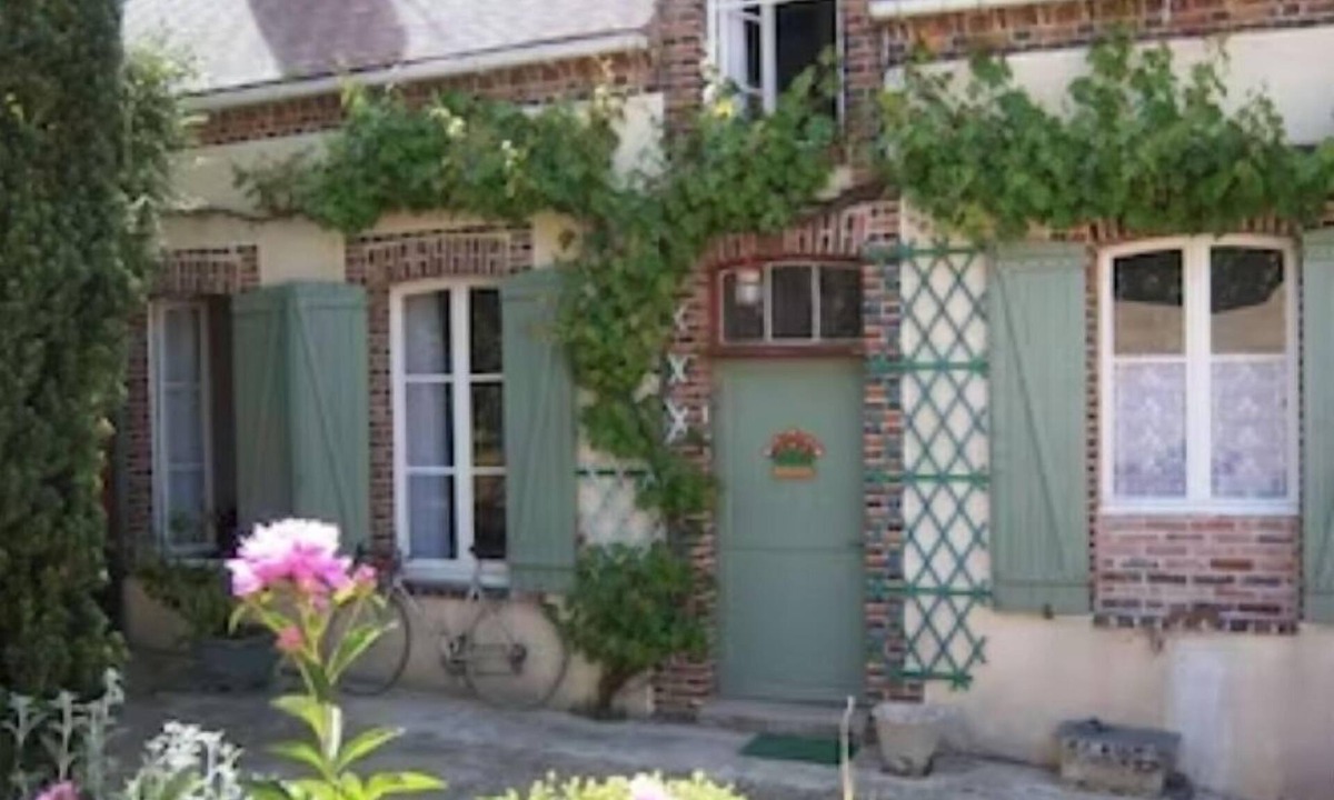 Fontaine-Fourches House | Chez Kristina