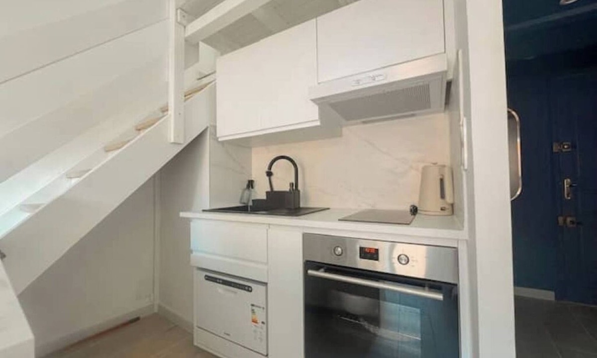 Collioure Apartment | Chez Léonie - Collioure center