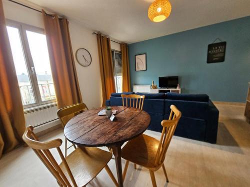 Chatellerault Apartment | Chez Line, Face à la gare