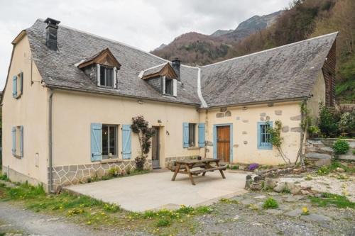 Cauterets House | Chez Louise