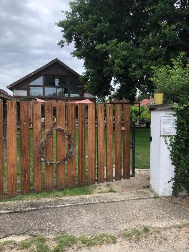 Leon House | Chez Loulou bis