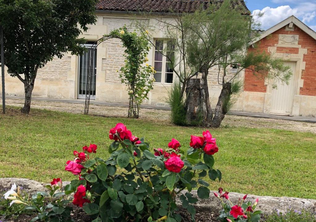 Mesnac House | Chez Lysette