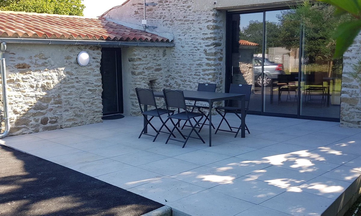 La Marne House | CHEZ MARCEL* Gîte PMR (base for rest, heated pool)
