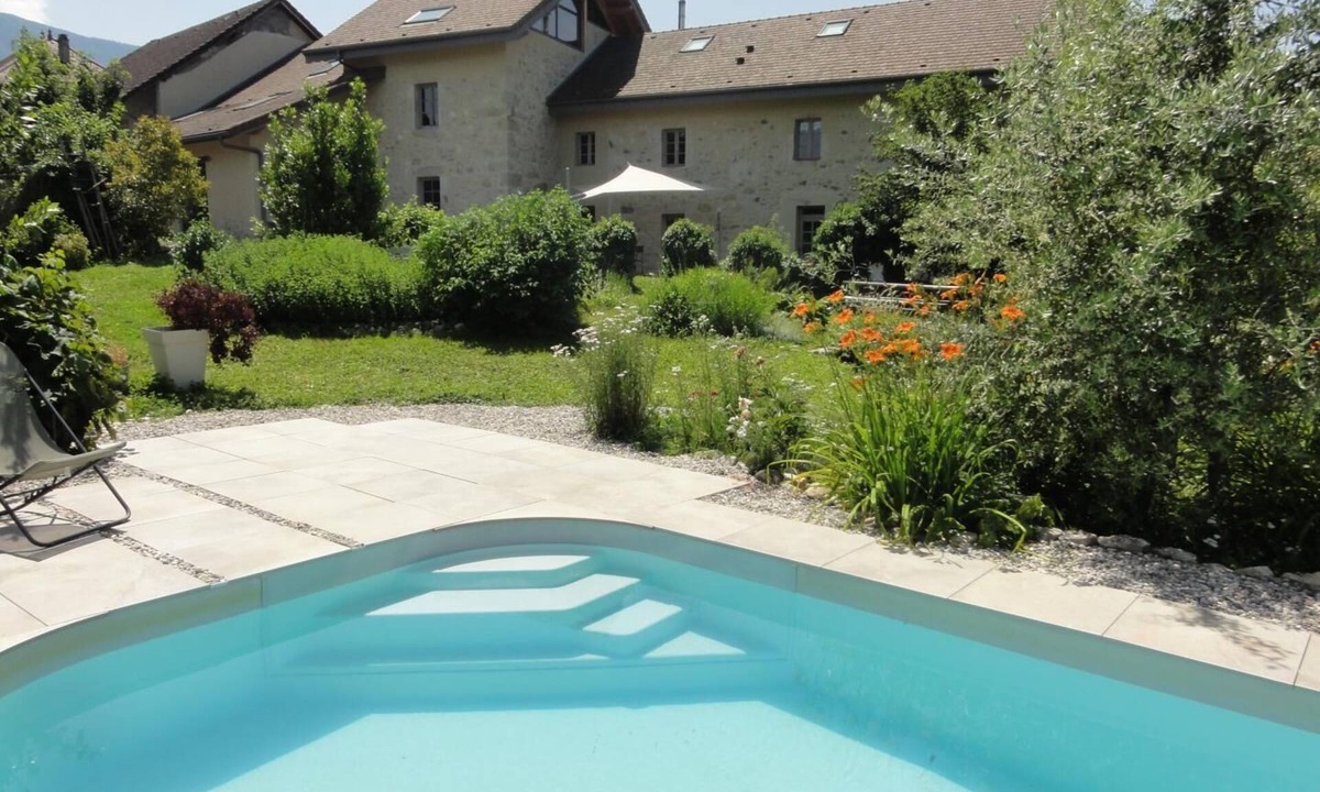 Yenne House | CHEZ MARTHE - YENNE - Gîte