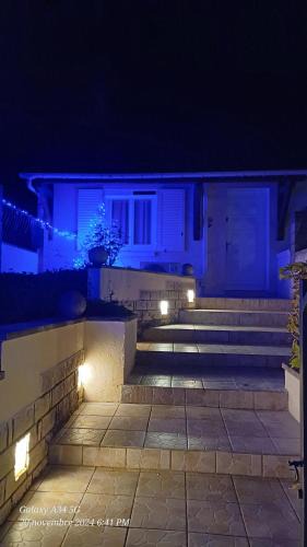 Villemanoche Apartment | Chez Maurizio