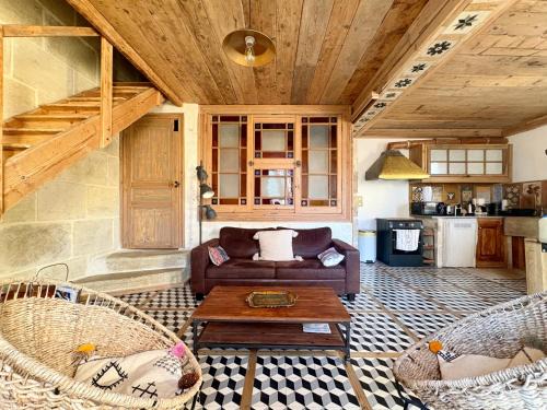 Saint-Laurent-d'Aigouze House | Chez max
