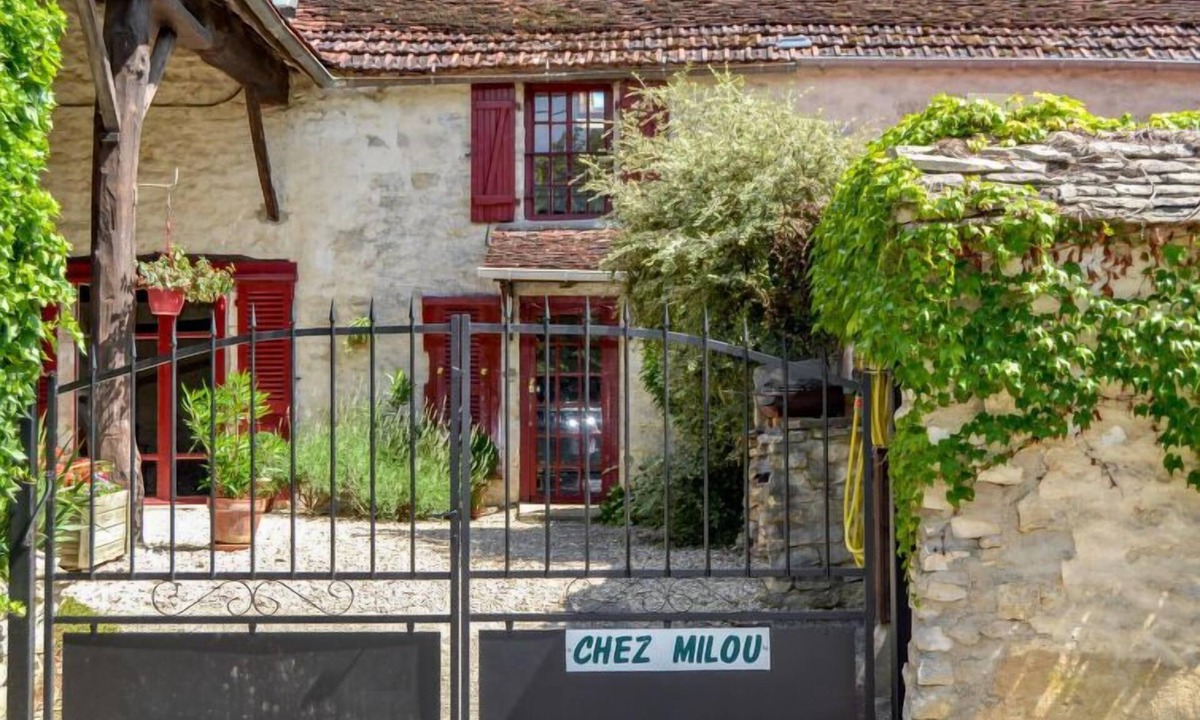 Tanlay House | Chez Milou by Interhome