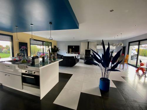 Thivars House | chez Nadege