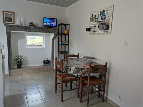 Quarre-les-Tombes House | Chez Norbert