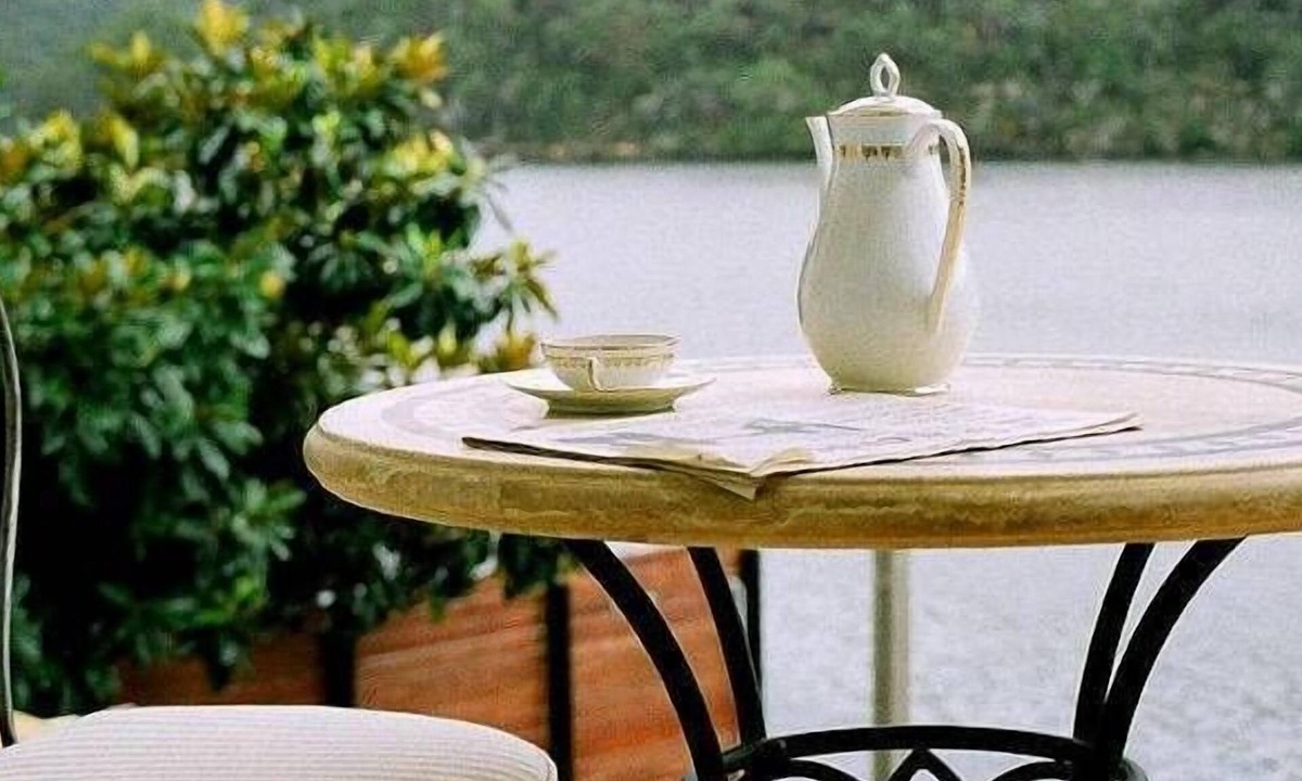 Sydney House | Chez Nous Waterfront Cottage