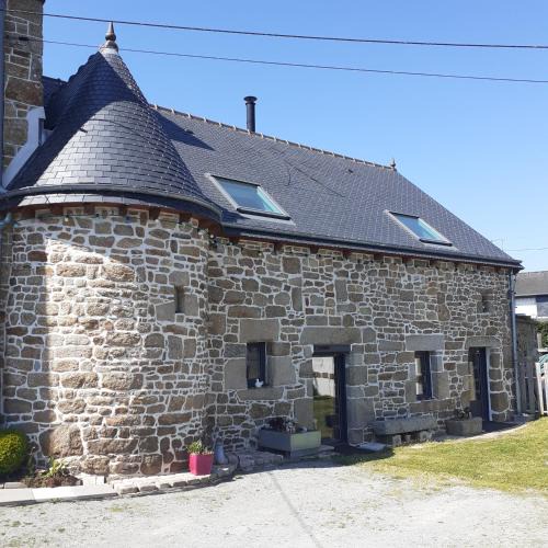 Saint-Julien House | Chez Steph
