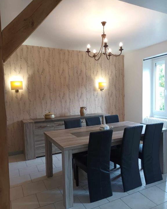 Thenioux House | Chez Tartine