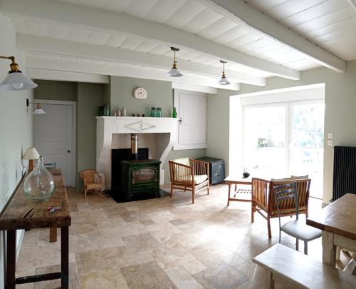 Taillancourt House | Chez Tatie Valou