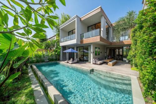 Padonan Villa | Chiama Sun - Luxury 4BR Villa with Pool, BBQ and Fast Wi-Fi