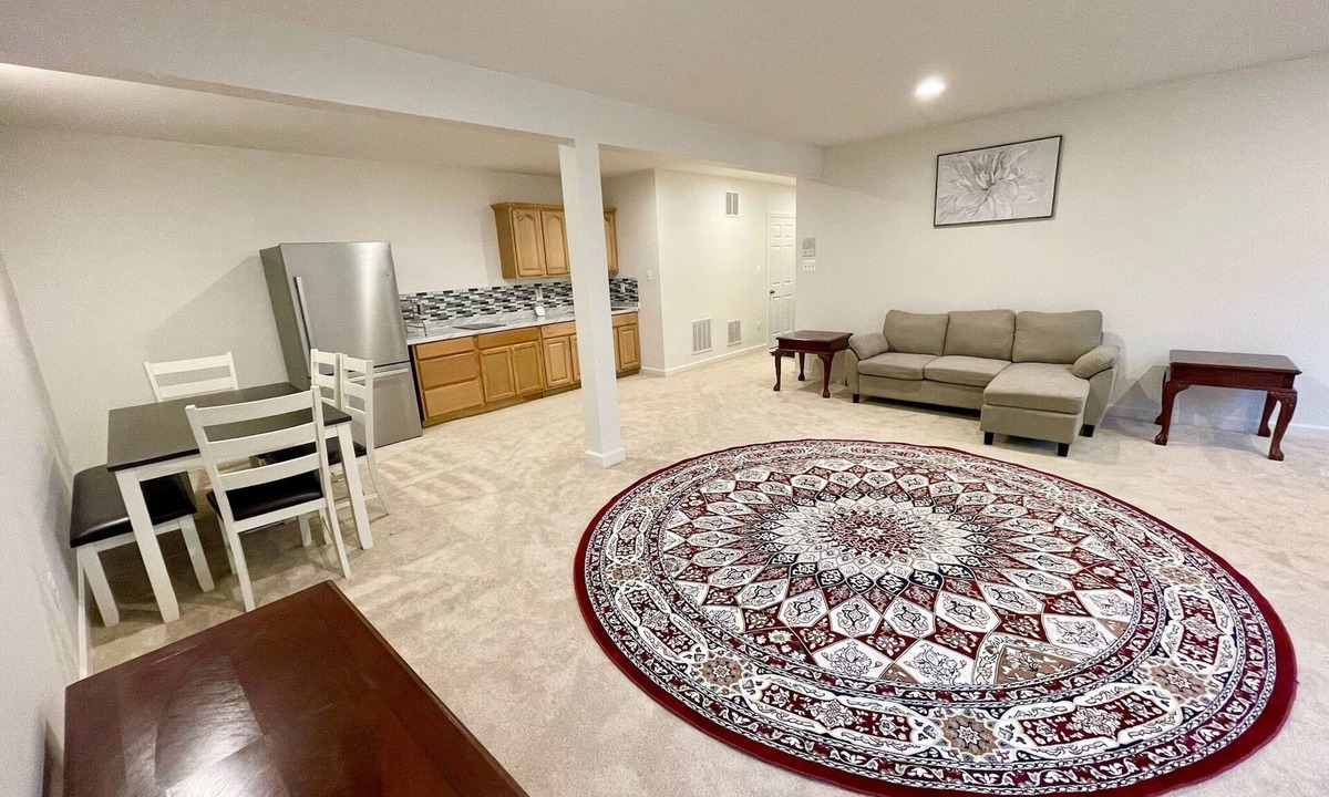 Travilah Apartment | Chic 1-bedroom basement apartment